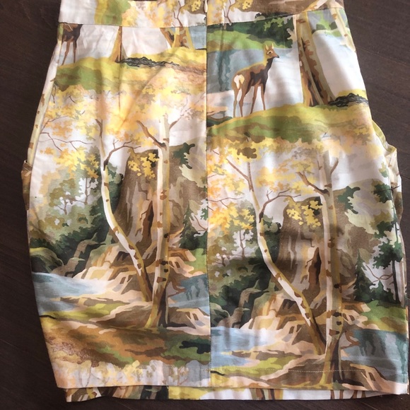 Sweet little printed skirt - Picture 2 of 5